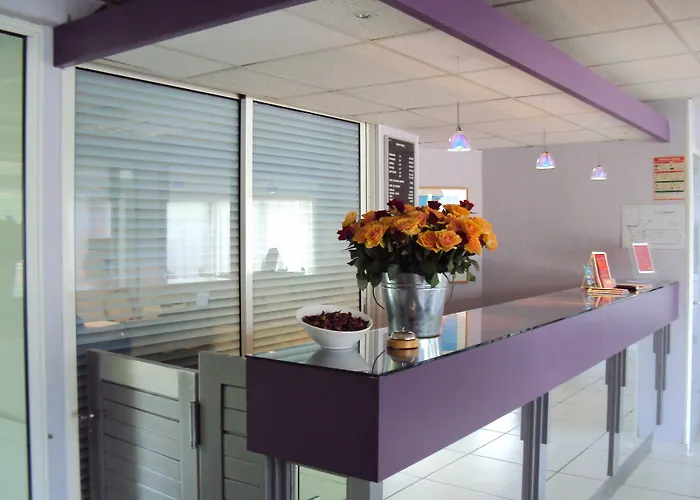 Brit Confort מלון 3*