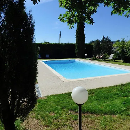 Hotel Brit Confort 3*